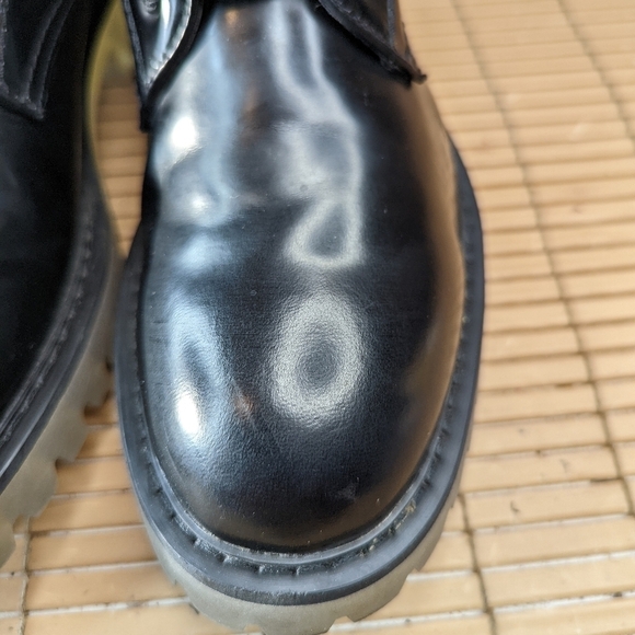 Steve Madden "Berlin" women's sz 7M boots. Black leather. Side zip and lace. Chu - Picture 7 of 11